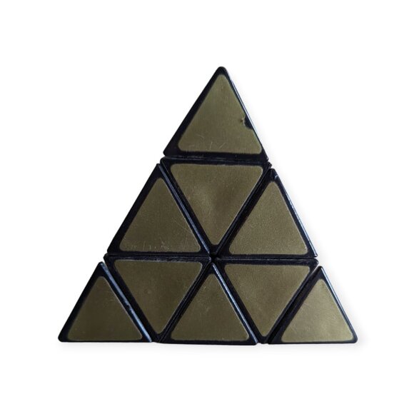 Vintage 1980s Rubik's Pyramid Triangle Puzzle - Picture 1 of 6